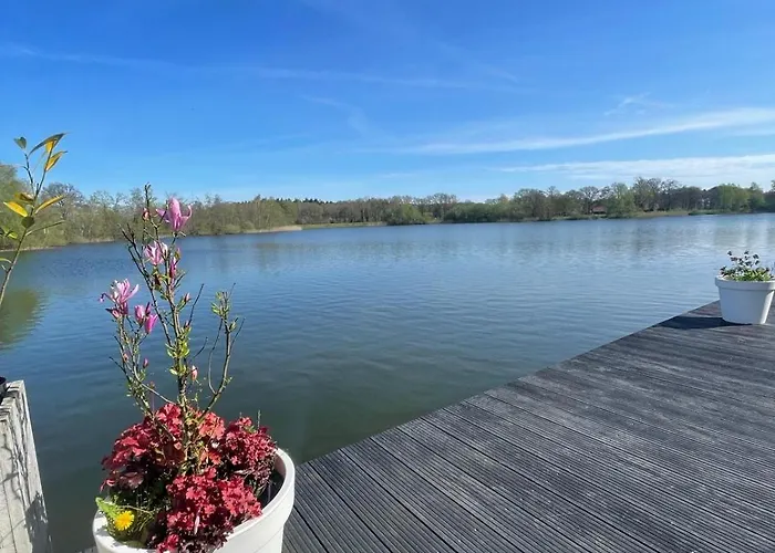 Waterside Couette-café *